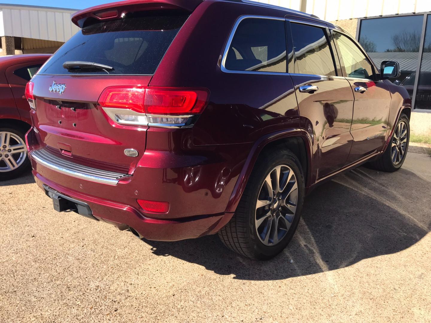 2017 MAROON Jeep Grand Cherokee (1C4RJFCT8HC) with an 5.7L V8 OHV 16V engine, 8-Speed Automatic transmission, located at 533 S Seven Points BLVD, Seven Points, TX, 75143, (430) 255-4030, 32.313999, -96.209351 - Photo#1